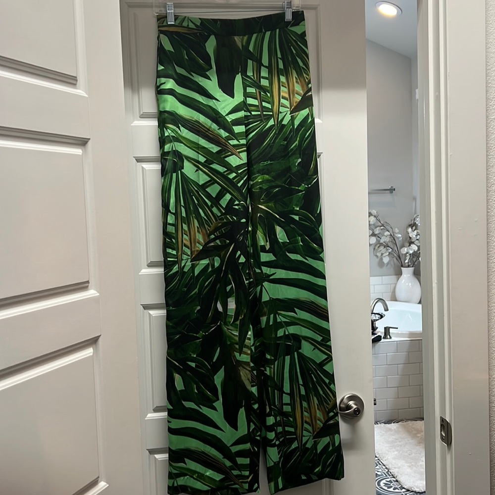Womens flowy tropical pants!